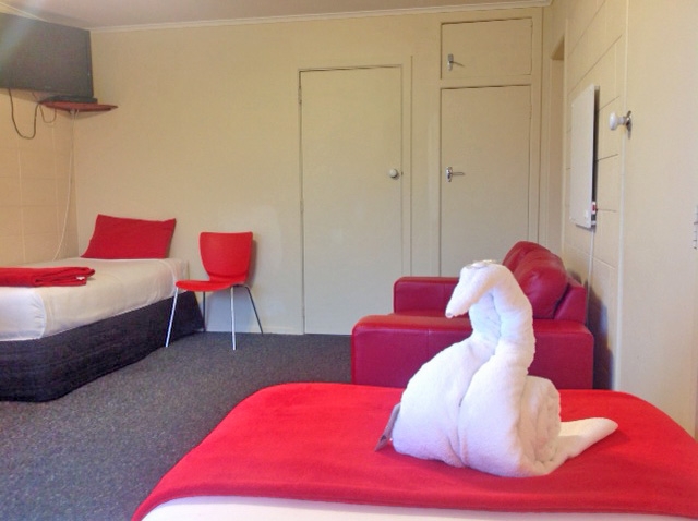 luxury Mokau accommodation